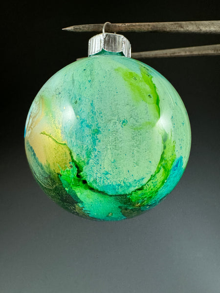 Alcohol Ink Ornament Class: Tuesday, December 10 (6 - 8 pm)